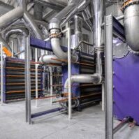 Blocks of powerful plate heat exchangers chill hot liquids